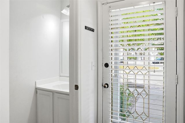 585 SHADOW GLENN PLACE, Winter Springs, FL 32708