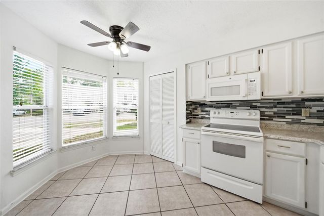 585 SHADOW GLENN PLACE, Winter Springs, FL 32708