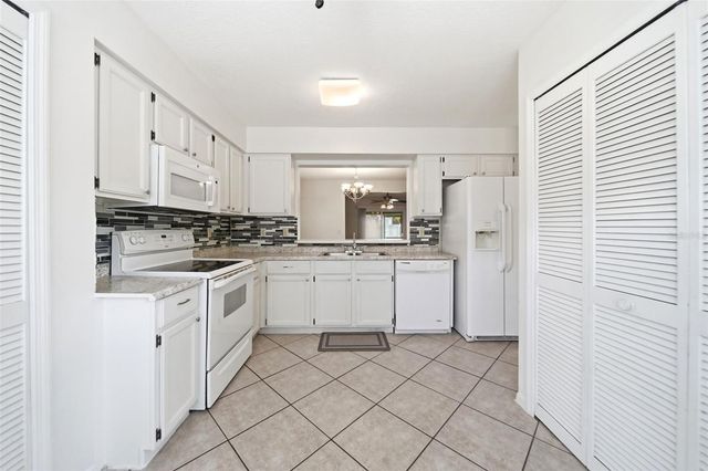 585 SHADOW GLENN PLACE, Winter Springs, FL 32708