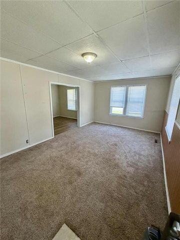 401 S Lynn Avenue, Columbus, KS 66725