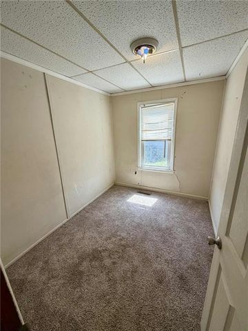 401 S Lynn Avenue, Columbus, KS 66725