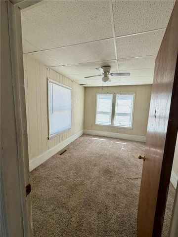 401 S Lynn Avenue, Columbus, KS 66725