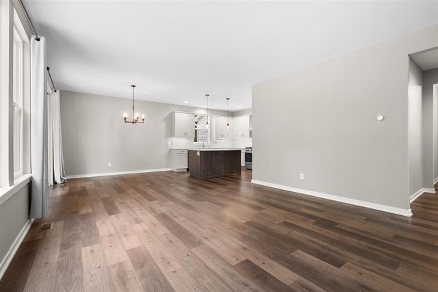 10321 E C Avenue, Richland, MI 49083