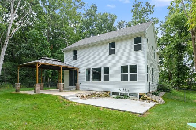 10321 E C Avenue, Richland, MI 49083