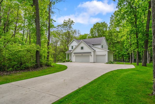 10321 E C Avenue, Richland, MI 49083