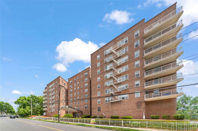 300 N Broadway 6G, Yonkers, NY 10701