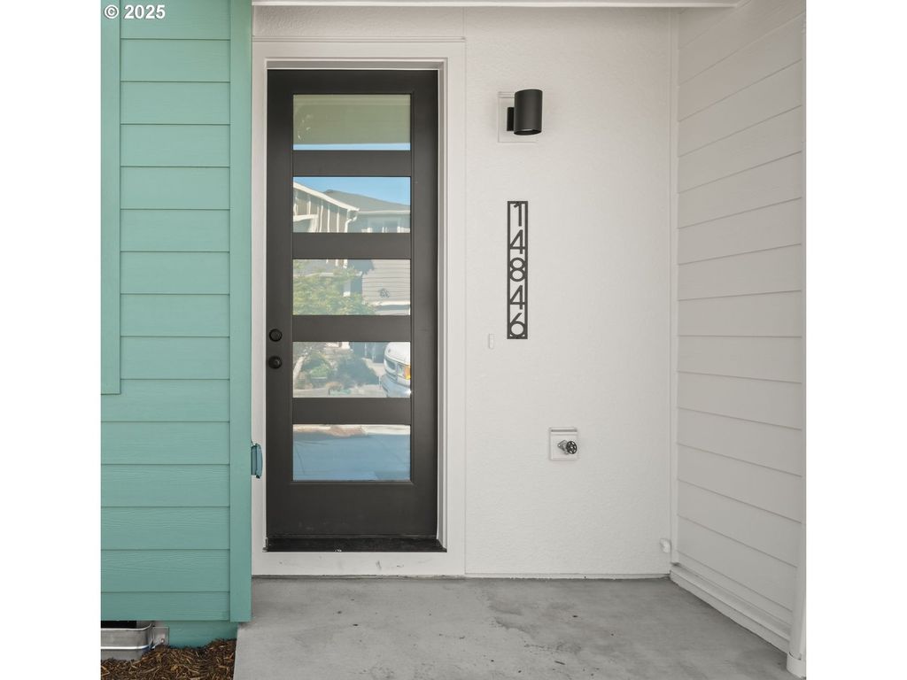 14846 Ne Couch St 8, Portland, OR 97230