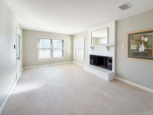 157 Latch, San Antonio, TX 78213