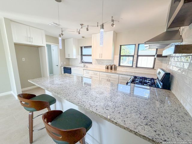 157 Latch, San Antonio, TX 78213