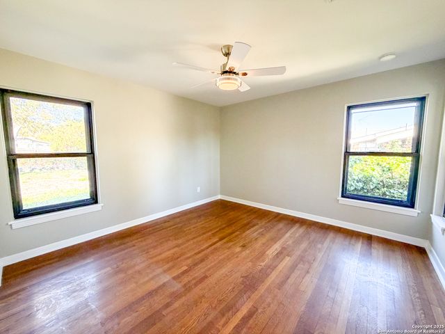 157 Latch, San Antonio, TX 78213