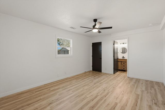 514 Villa Verde Drive SE, Rio Rancho, NM 87124