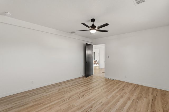 514 Villa Verde Drive SE, Rio Rancho, NM 87124