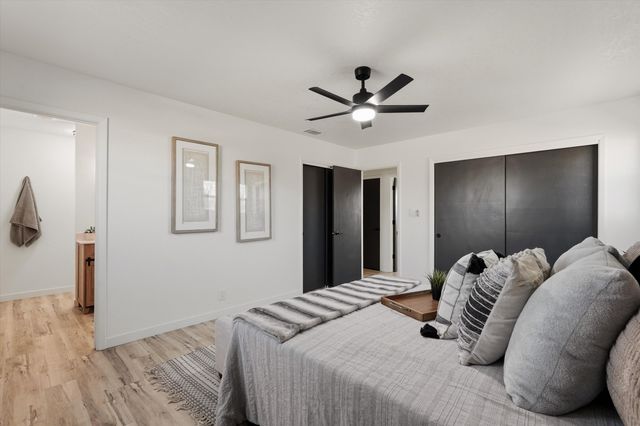 514 Villa Verde Drive SE, Rio Rancho, NM 87124
