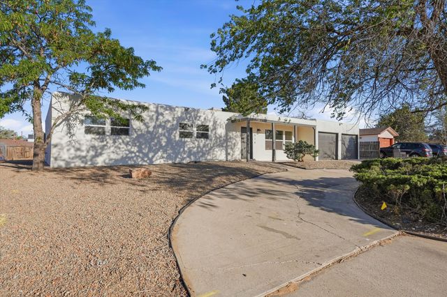 514 Villa Verde Drive SE, Rio Rancho, NM 87124
