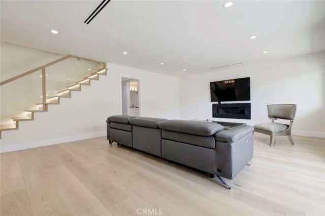 9726 Appaloosa, Shadow Hills, CA 91040