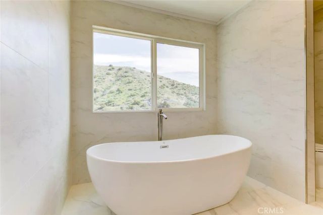 9726 Appaloosa, Shadow Hills, CA 91040