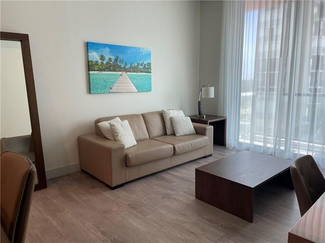 777 N OCEAN Drive N502, Hollywood, FL 33019