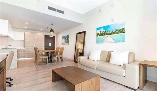 777 N OCEAN Drive N502, Hollywood, FL 33019