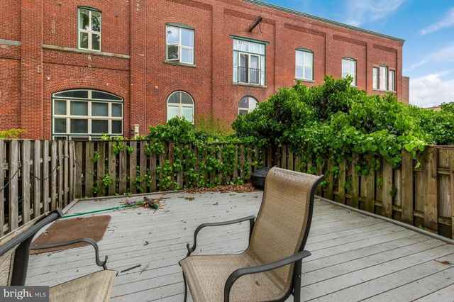 2813 OGDEN ST, Philadelphia, PA 19130