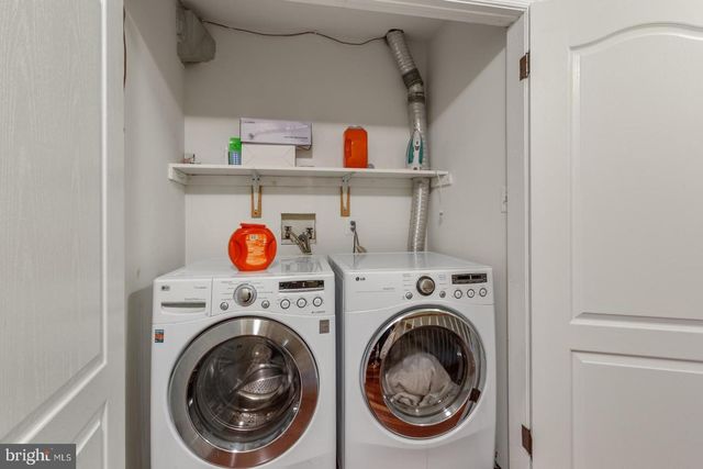 2813 OGDEN ST, Philadelphia, PA 19130