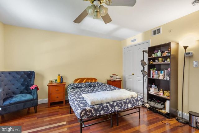 2813 OGDEN ST, Philadelphia, PA 19130