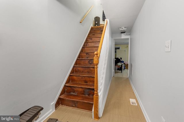 2813 OGDEN ST, Philadelphia, PA 19130