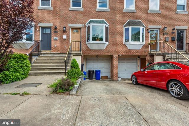 2813 OGDEN ST, Philadelphia, PA 19130