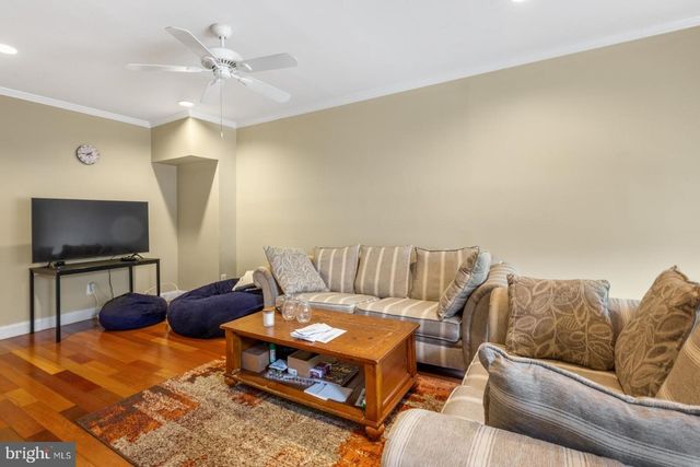 2813 OGDEN ST, Philadelphia, PA 19130