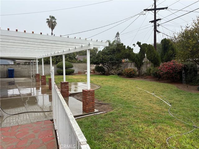 8960 Delano, Riverside, CA 92503