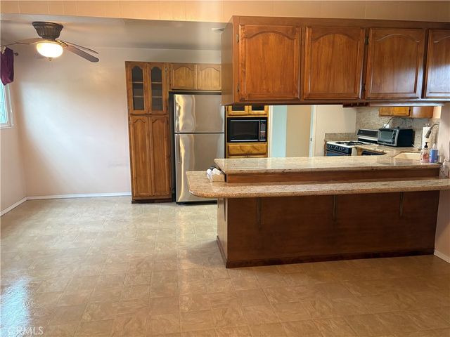 8960 Delano, Riverside, CA 92503