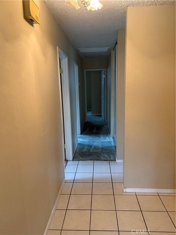 8960 Delano, Riverside, CA 92503