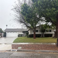 8960 Delano, Riverside, CA 92503