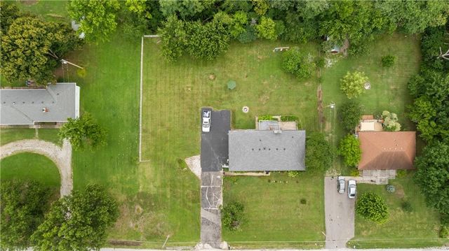7611 Harry S Truman Drive, Grandview, MO 64030