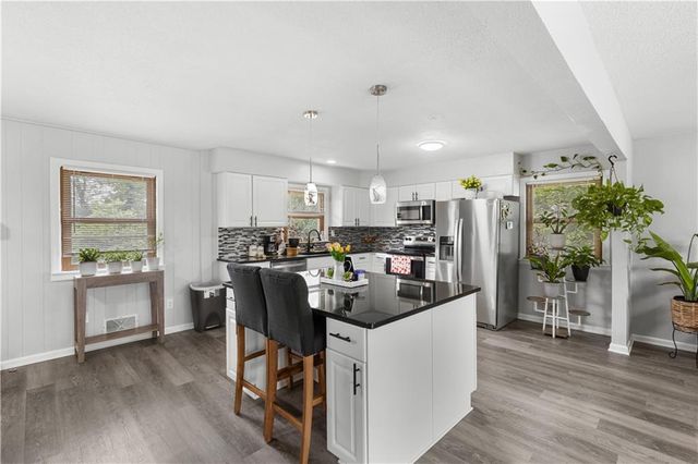 7611 Harry S Truman Drive, Grandview, MO 64030