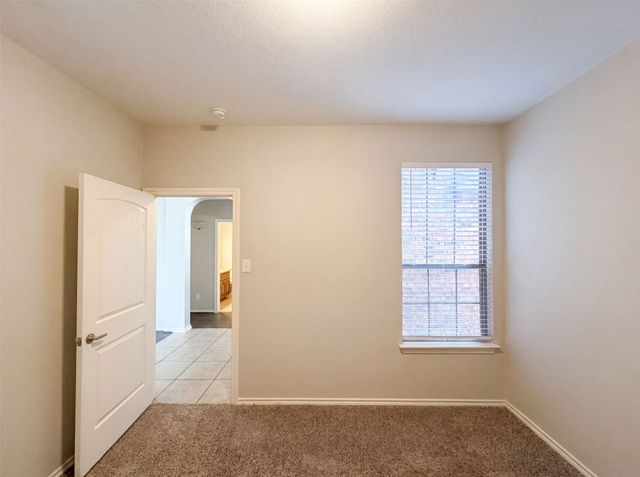 1205 Kachina Lane, Fort Worth, TX 76052