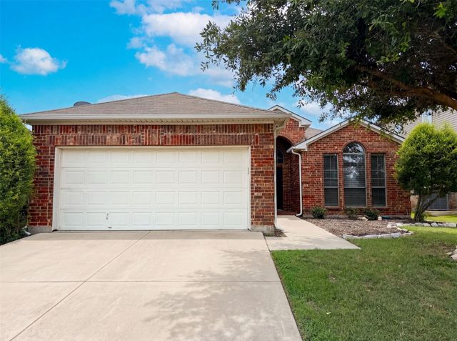 1205 Kachina Lane, Fort Worth, TX 76052