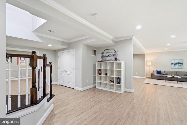 23817 WEATHERVANE PL, Ashburn, VA 20148
