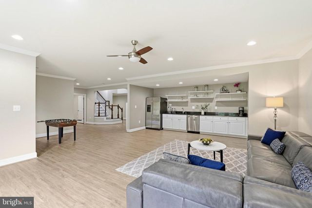 23817 WEATHERVANE PL, Ashburn, VA 20148