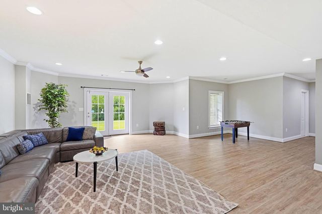 23817 WEATHERVANE PL, Ashburn, VA 20148