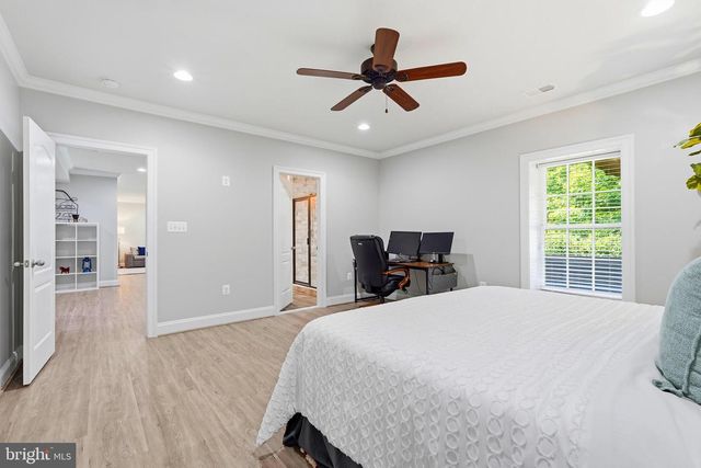 23817 WEATHERVANE PL, Ashburn, VA 20148