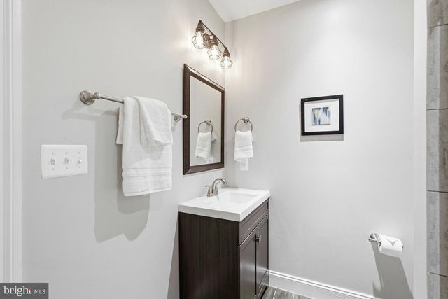 23817 WEATHERVANE PL, Ashburn, VA 20148