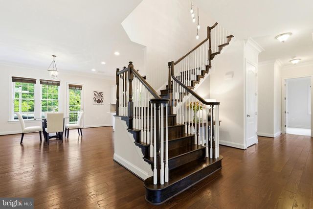 23817 WEATHERVANE PL, Ashburn, VA 20148