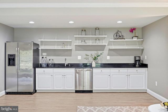 23817 WEATHERVANE PL, Ashburn, VA 20148