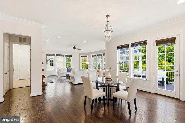 23817 WEATHERVANE PL, Ashburn, VA 20148
