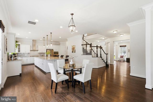 23817 WEATHERVANE PL, Ashburn, VA 20148