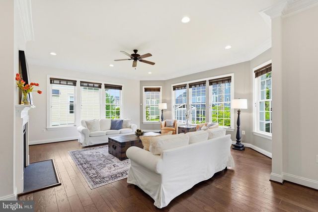 23817 WEATHERVANE PL, Ashburn, VA 20148