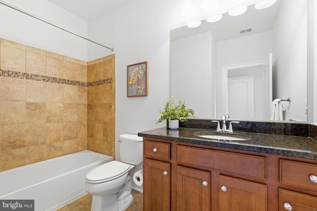 23817 WEATHERVANE PL, Ashburn, VA 20148