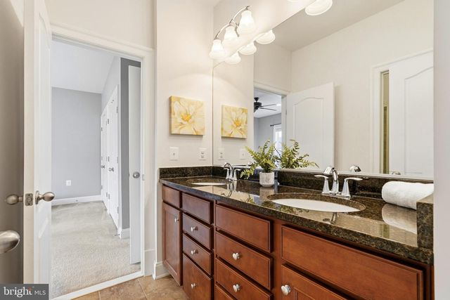23817 WEATHERVANE PL, Ashburn, VA 20148