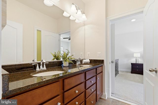 23817 WEATHERVANE PL, Ashburn, VA 20148