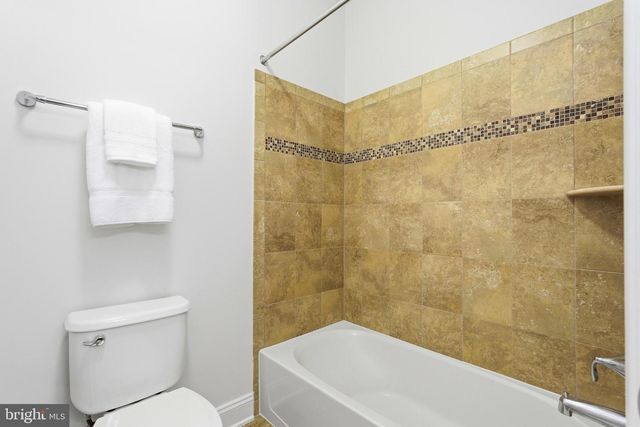 23817 WEATHERVANE PL, Ashburn, VA 20148
